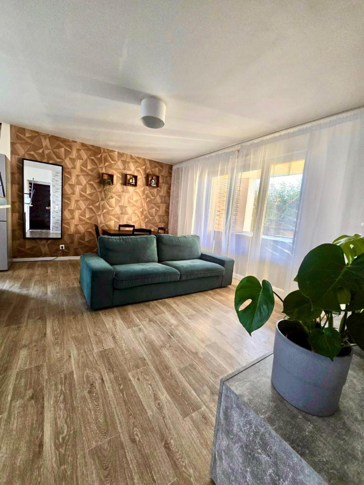Appartement Rez De Chaussee Avec Parking Prive オルレアン エクステリア 写真